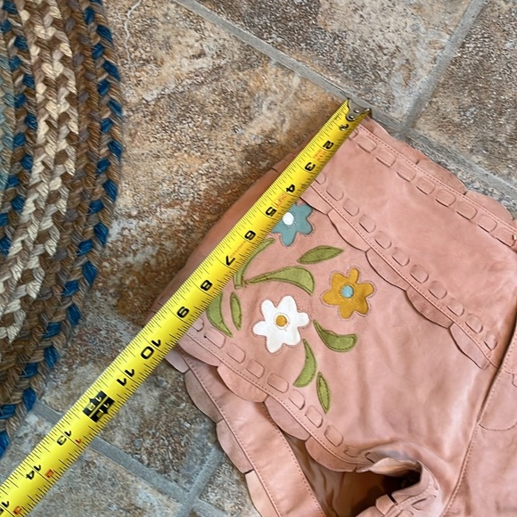 Free People Bali Honeybuzz Suede Shorts by Sorbet Size 4 NWT - Picture 8 of 15